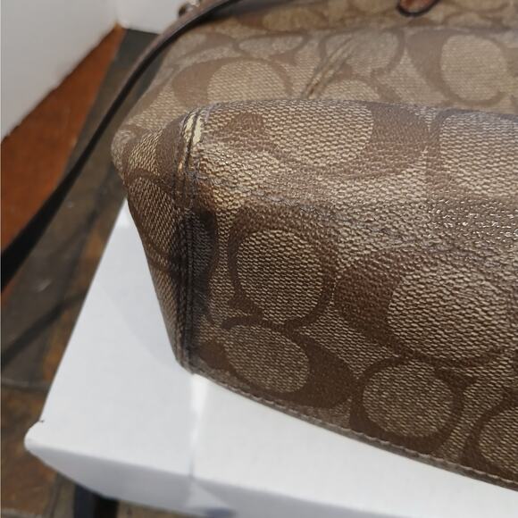 Coach- Kelsey - Satchel/Crossbody  No. C1847-F28989 - Khaki & Brown - Picture 11 of 14